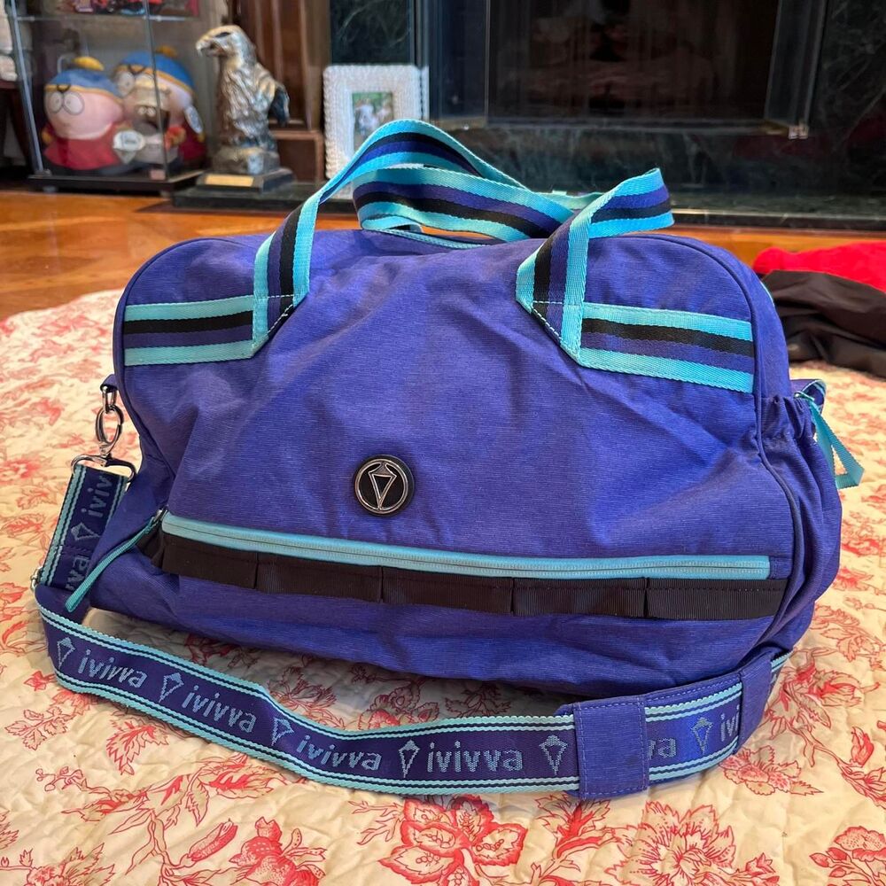 Lululemon Iviva New turquoise black and Purple Large athletic Duffle Bag!